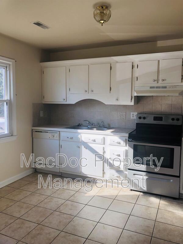 405 Olde Greenwich Circle property image