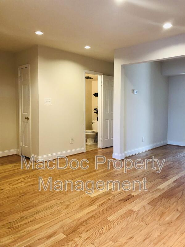 405 Olde Greenwich Circle property image