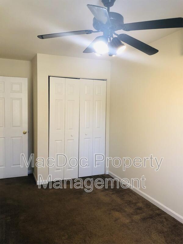 405 Olde Greenwich Circle property image