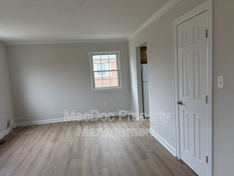 2331 McClellan Ct property image