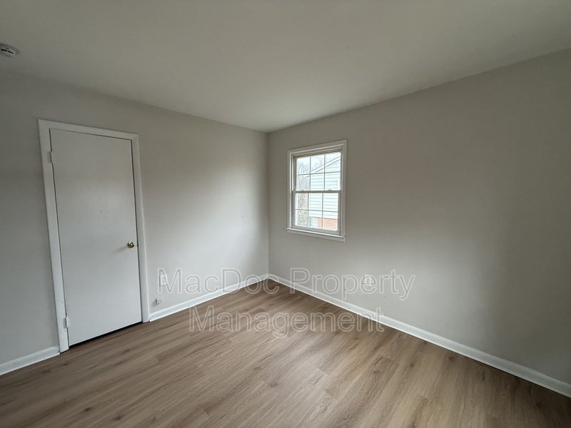 2331 McClellan Ct property image