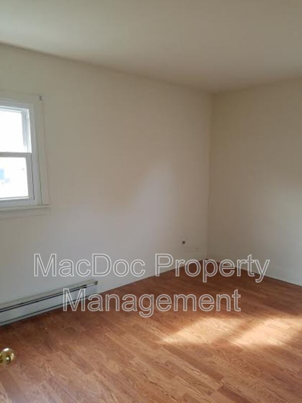 303 Powell St. A property image