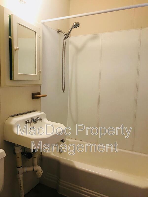 303 Powell St. A property image