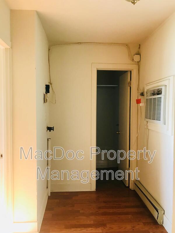 303 Powell St. A property image
