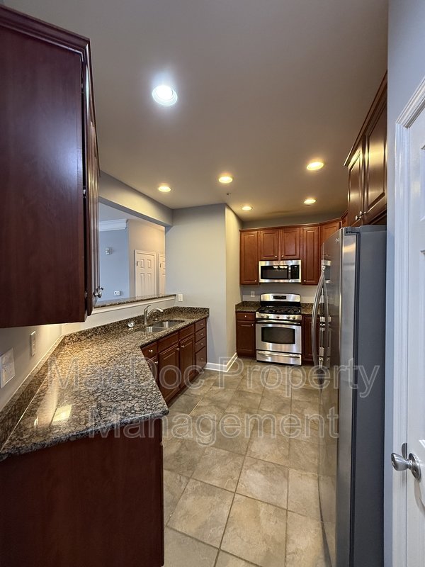 621 Cobblestone Boulevard T3 property image
