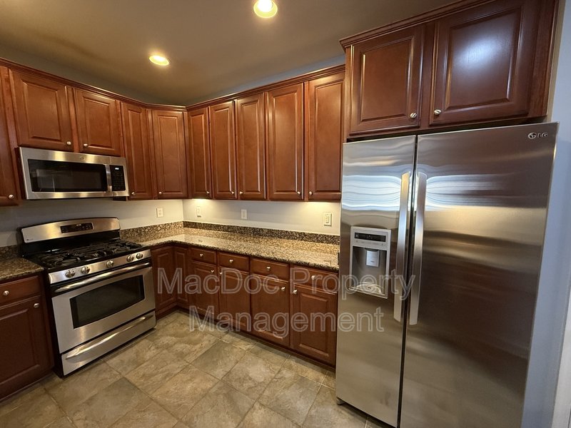 621 Cobblestone Boulevard T3 property image
