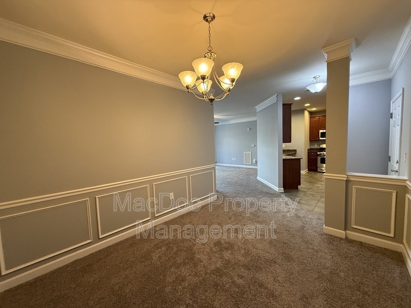 621 Cobblestone Boulevard T3 property image