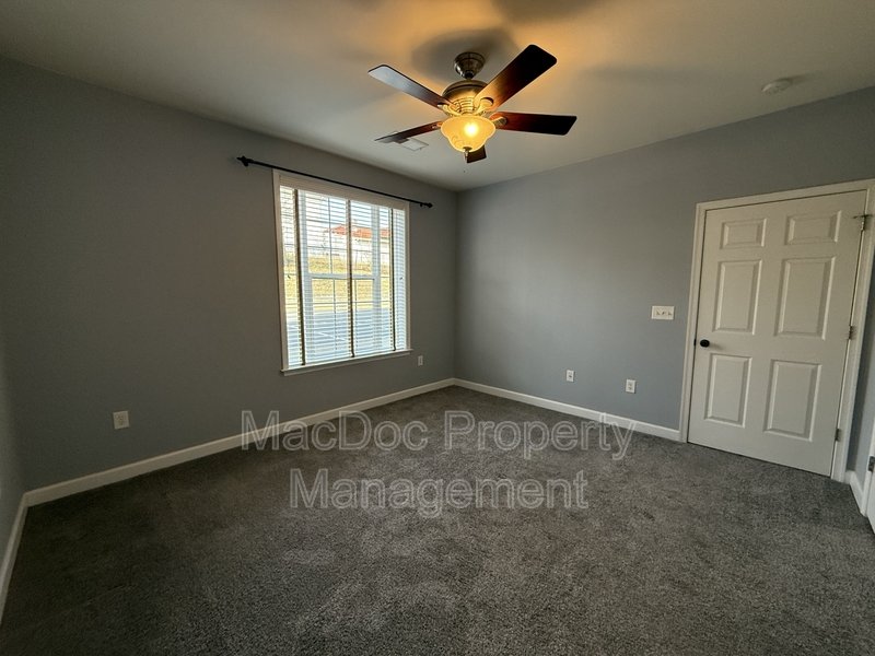 621 Cobblestone Boulevard T3 property image