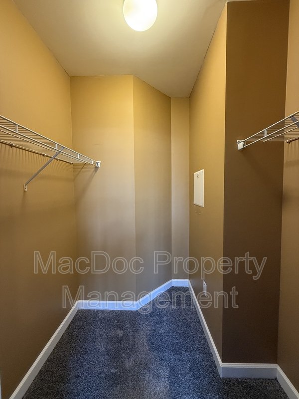 621 Cobblestone Boulevard T3 property image