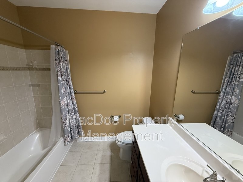 621 Cobblestone Boulevard T3 property image