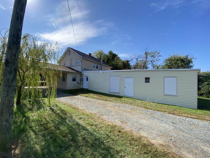 601 Forbes Street - Downstairs Apt property image