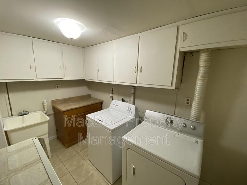 601 Forbes Street - Downstairs Apt property image