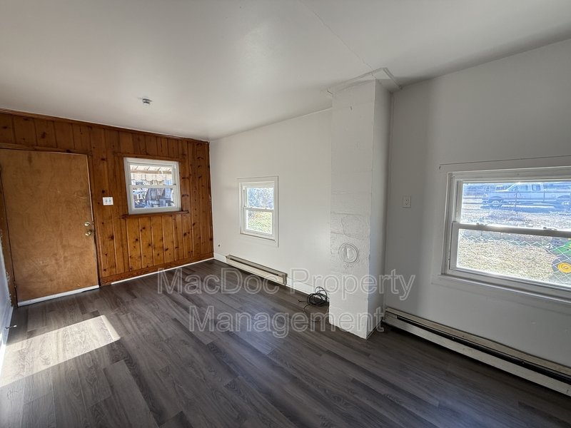 303 Powell St. A property image