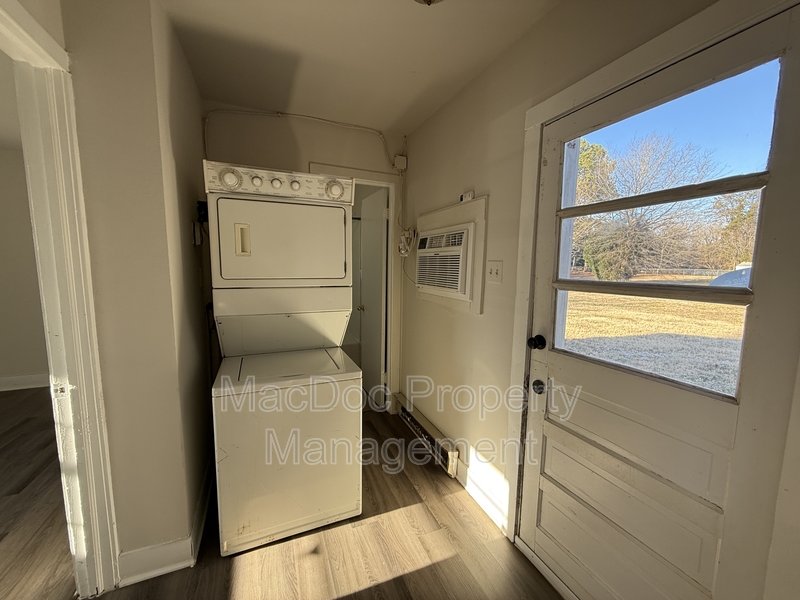 303 Powell St. A property image