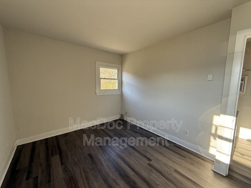 303 Powell St. A property image