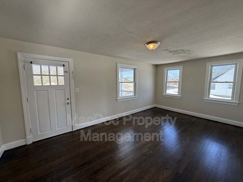 4716 Plank Rd property image