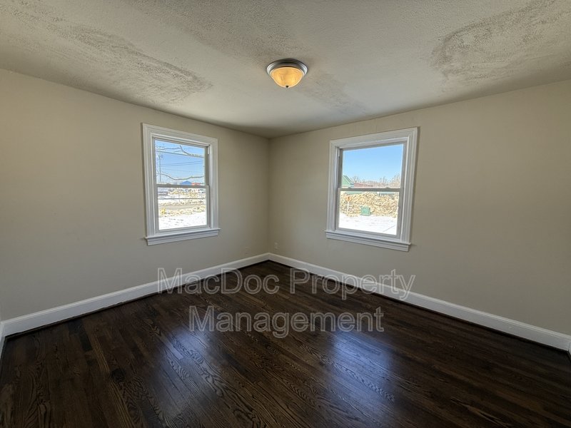 4716 Plank Rd property image