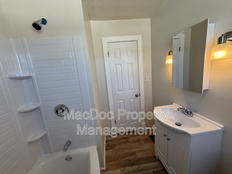 4716 Plank Rd property image