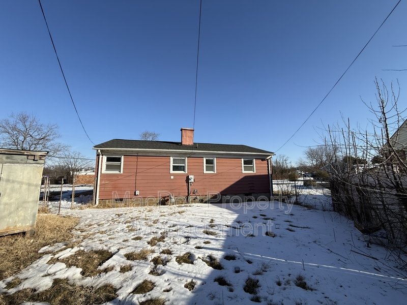 1804 Airport Avenue property image