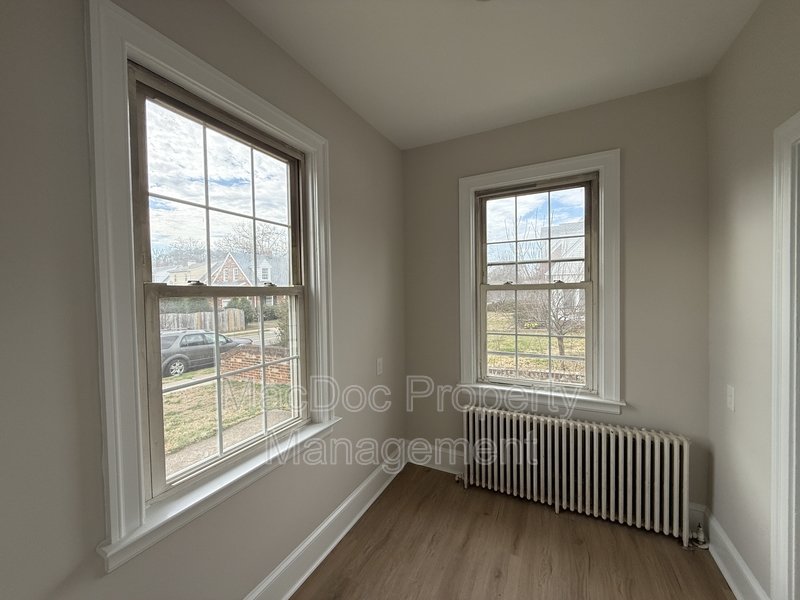 1003 Kenmore Avenue Apt 1 property image