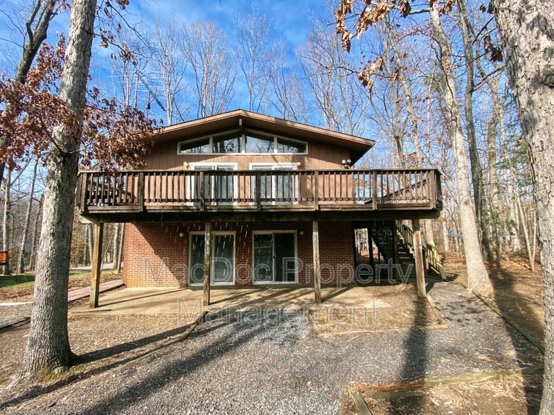 3621 Lakeview Parkway property image