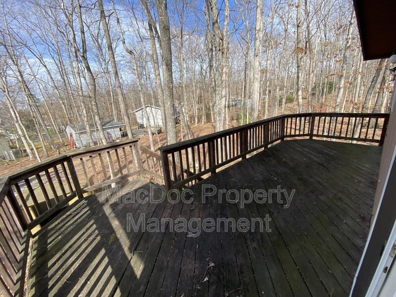 3621 Lakeview Parkway property image