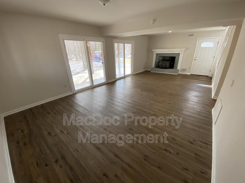 3621 Lakeview Parkway property image