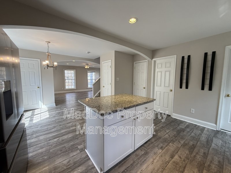 238 5th Street property image