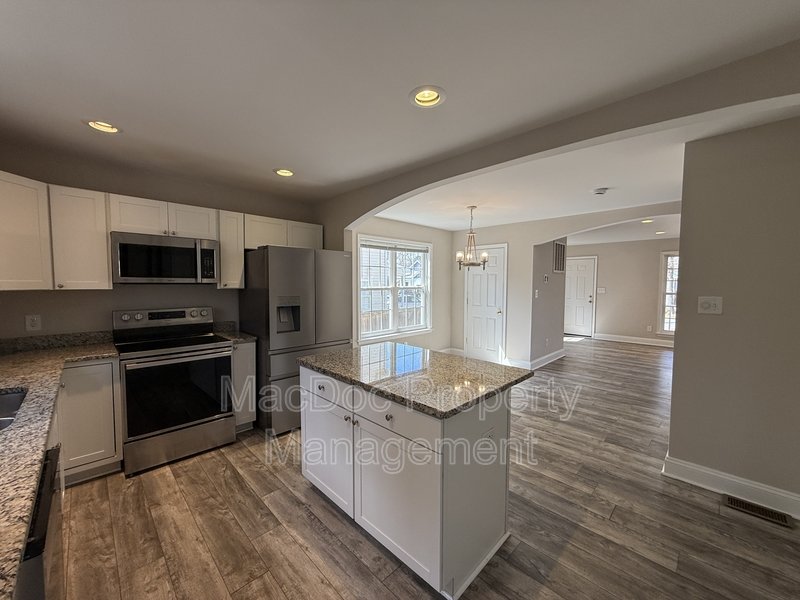 238 5th Street property image