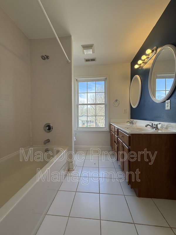 238 5th Street property image