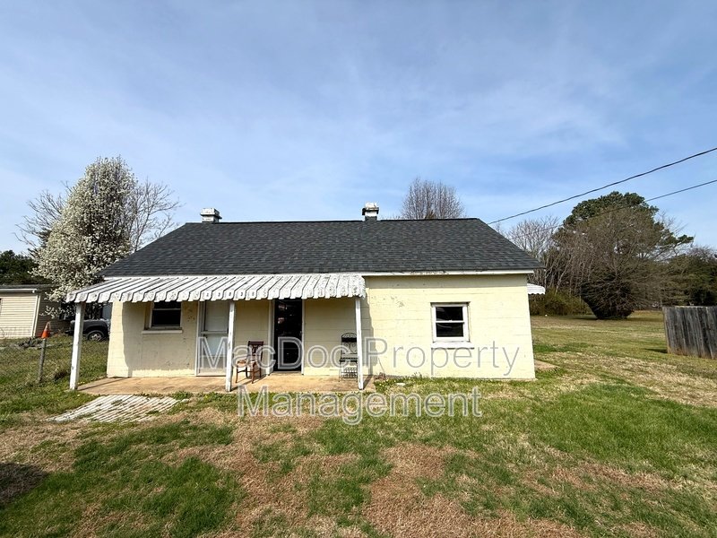 303 Powell St. B property image