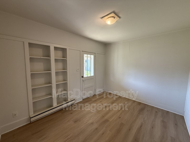 303 Powell St. B property image