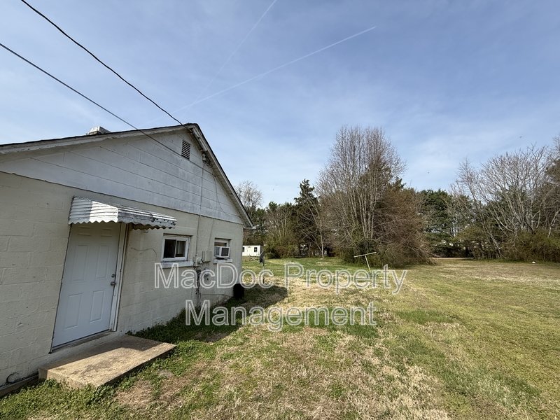 303 Powell St. B property image