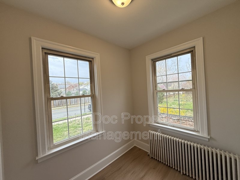 1003 Kenmore Avenue Apt 1 property image