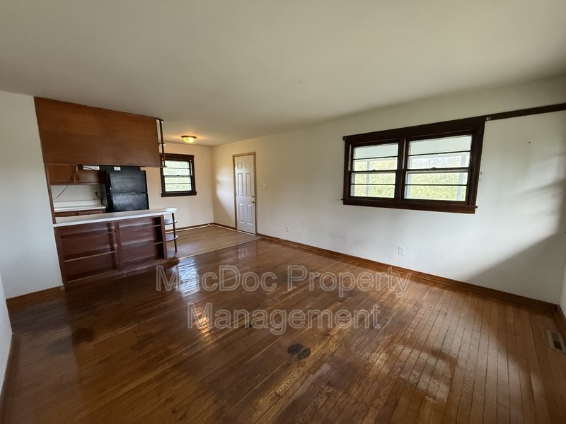 10532 Robert E. Lee Drive property image