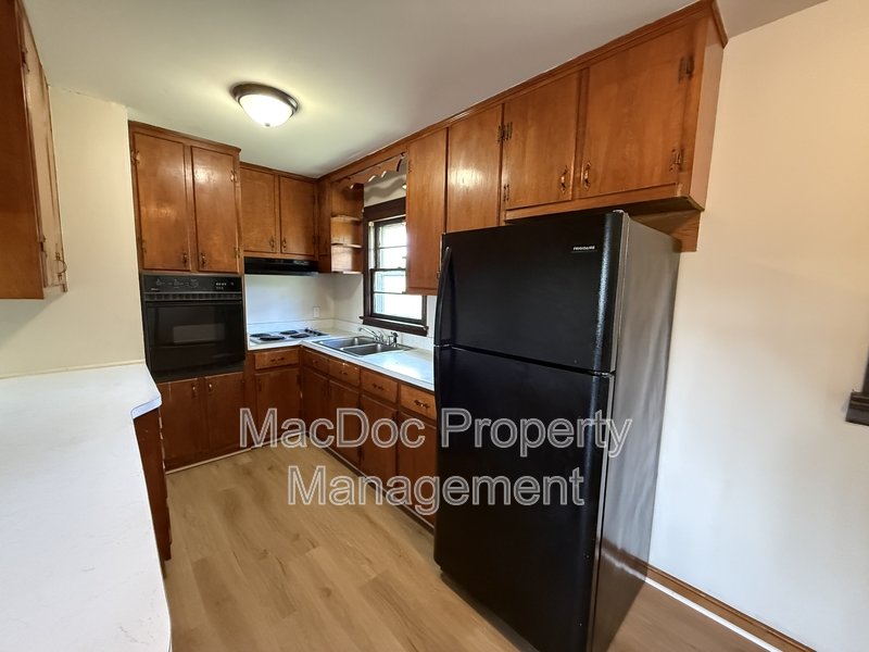 10532 Robert E. Lee Drive property image