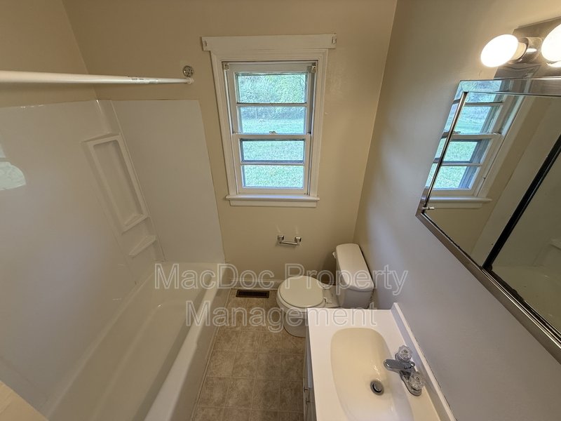10532 Robert E. Lee Drive property image