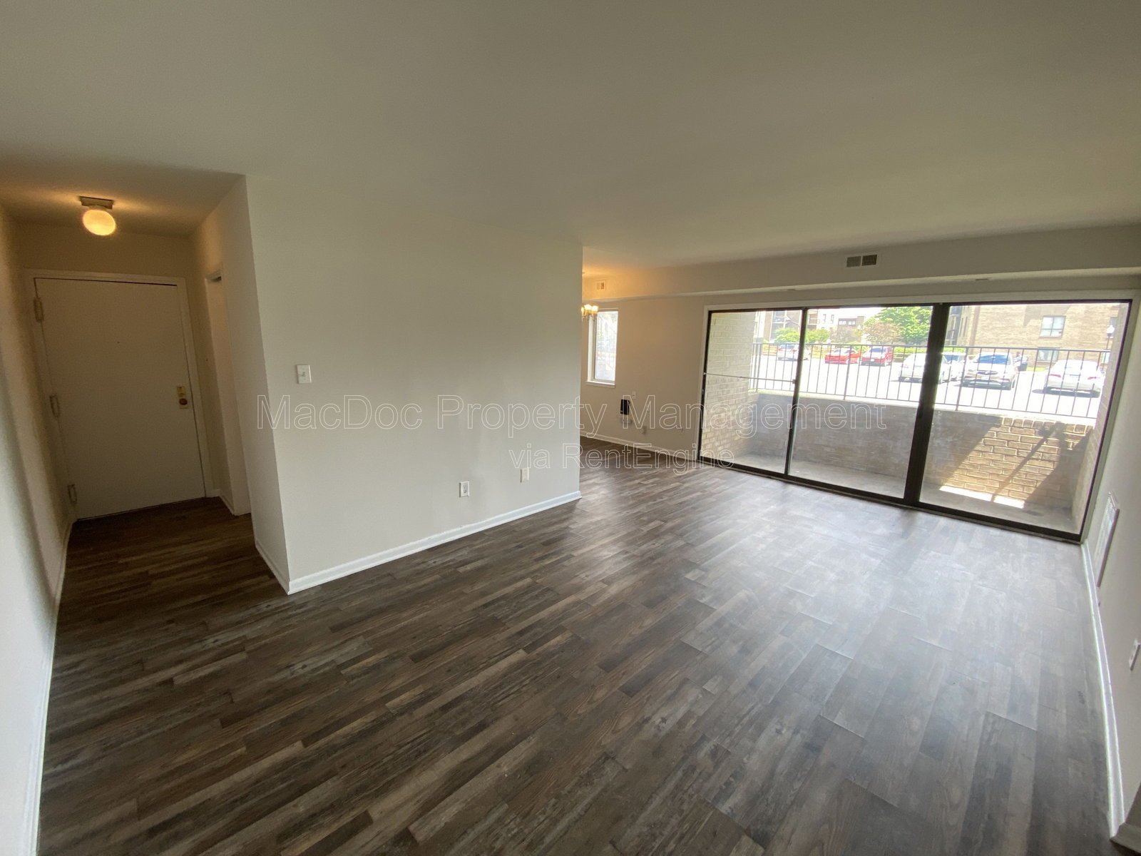 7598 Gales Court Apt 001 Manassas, VA 20109 property image