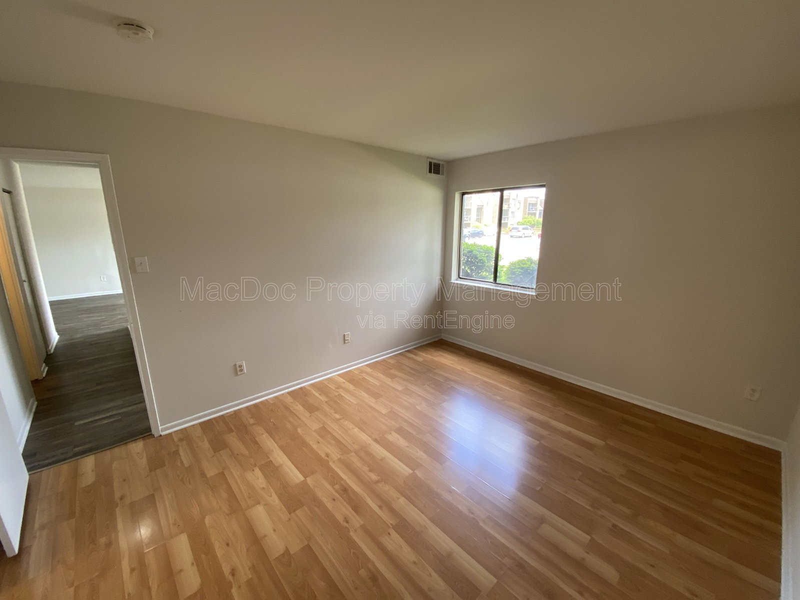 7598 Gales Court Apt 001 Manassas, VA 20109 property image