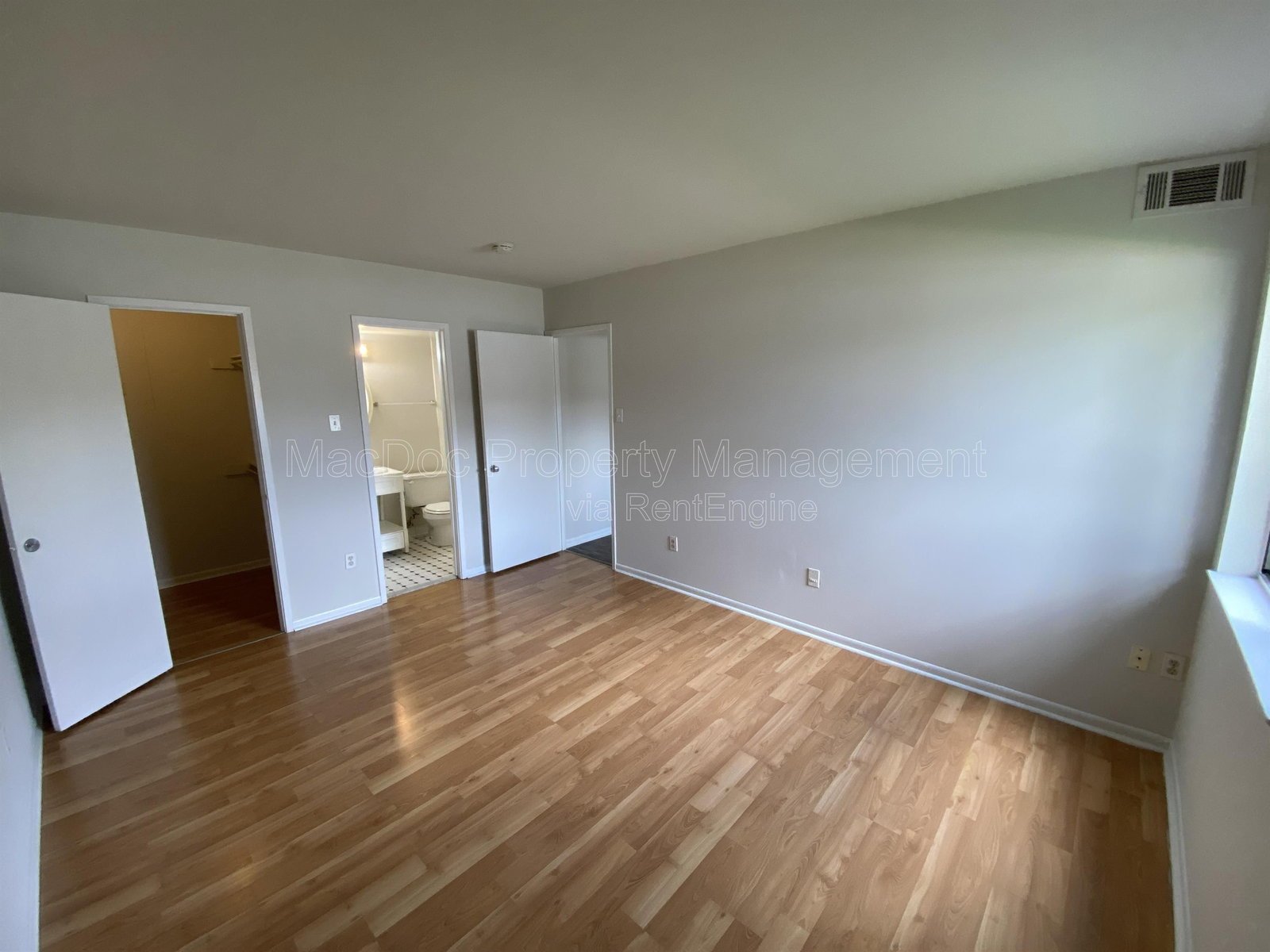 7598 Gales Court Apt 001 Manassas, VA 20109 property image