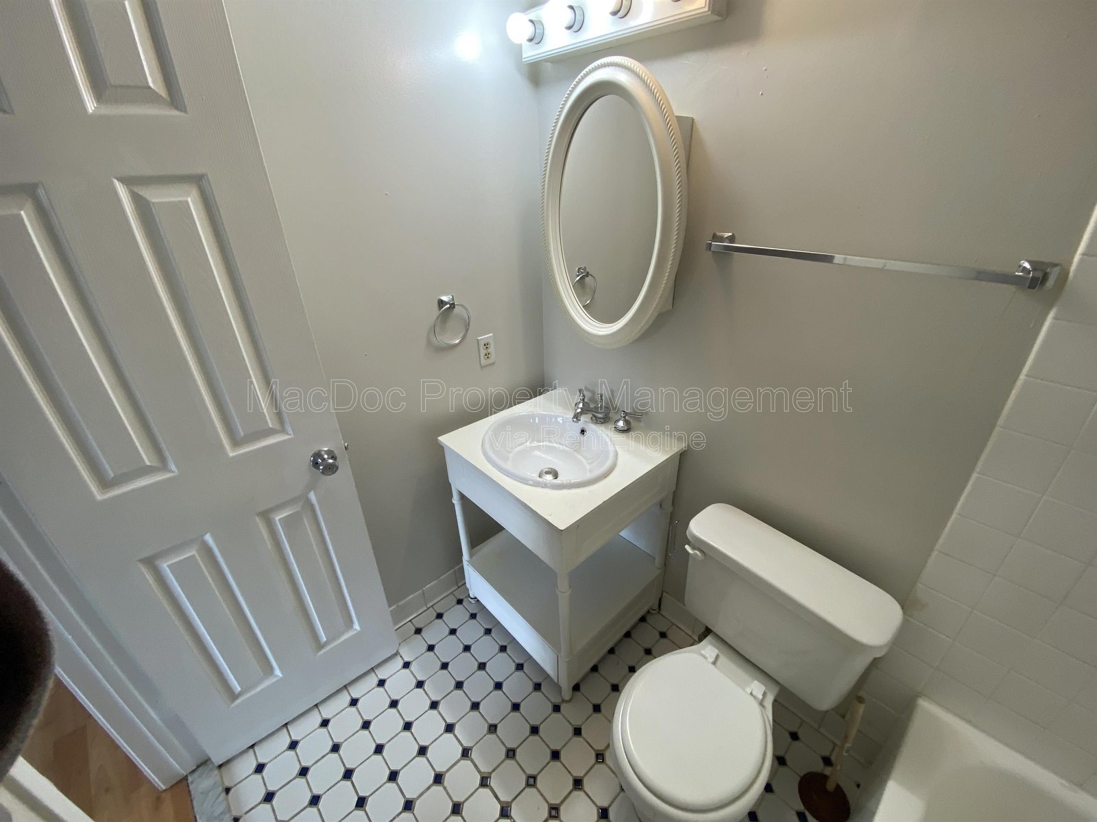 7598 Gales Court Apt 001 Manassas, VA 20109 property image