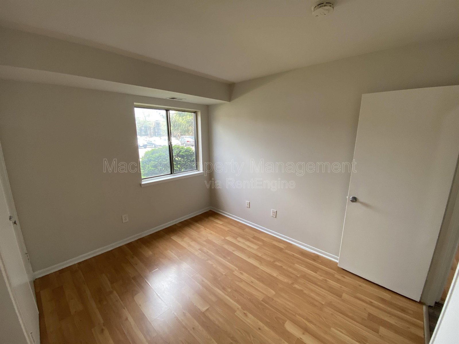 7598 Gales Court Apt 001 Manassas, VA 20109 property image