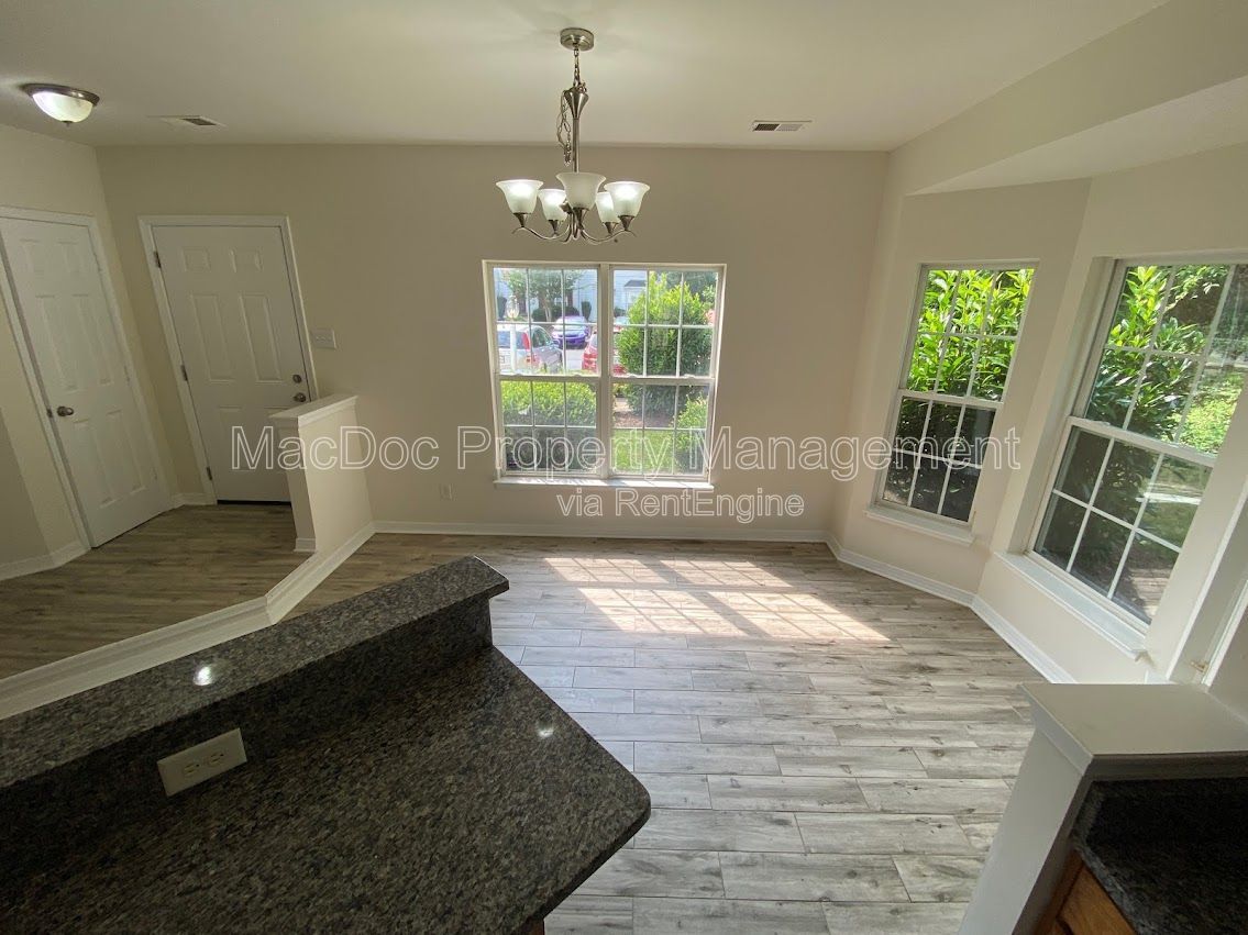 2709 Church View Lane Richmond, VA 23223 property image