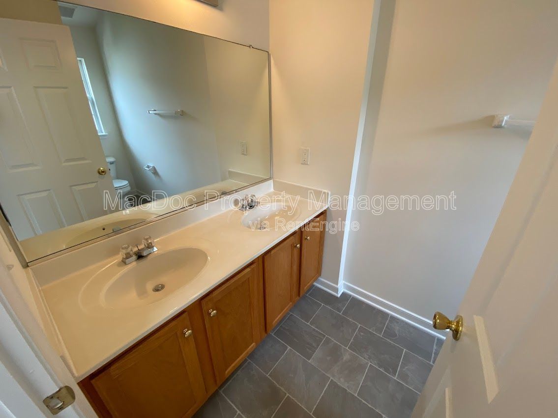 2709 Church View Lane Richmond, VA 23223 property image