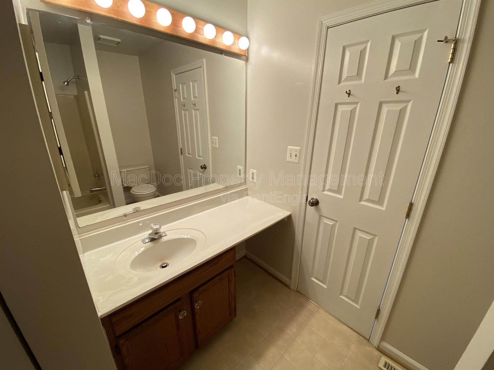 11185 Kensington Place Fredericksburg, VA 22407 property image