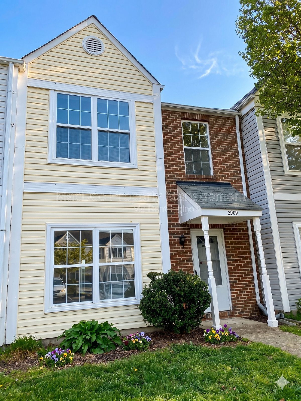 2909 Broyhill Court Fredericksburg, VA 22408 property image