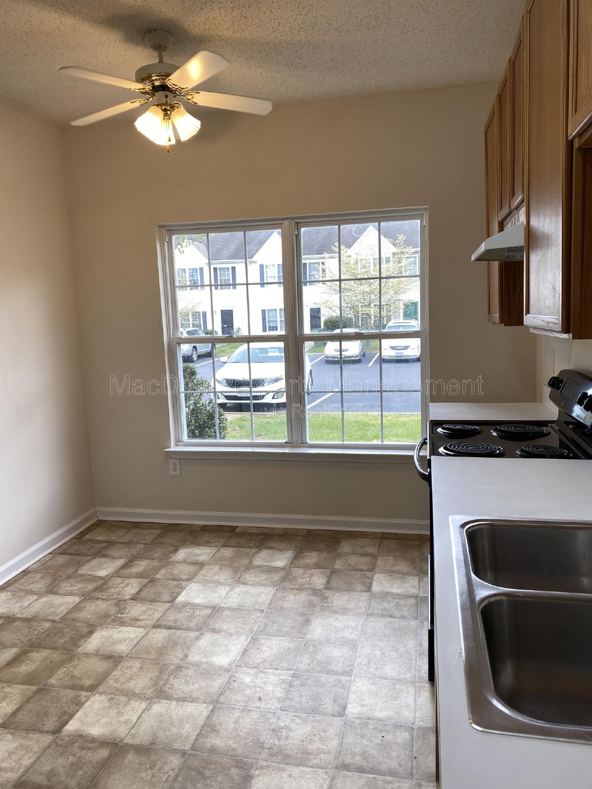 2909 Broyhill Court Fredericksburg, VA 22408 property image