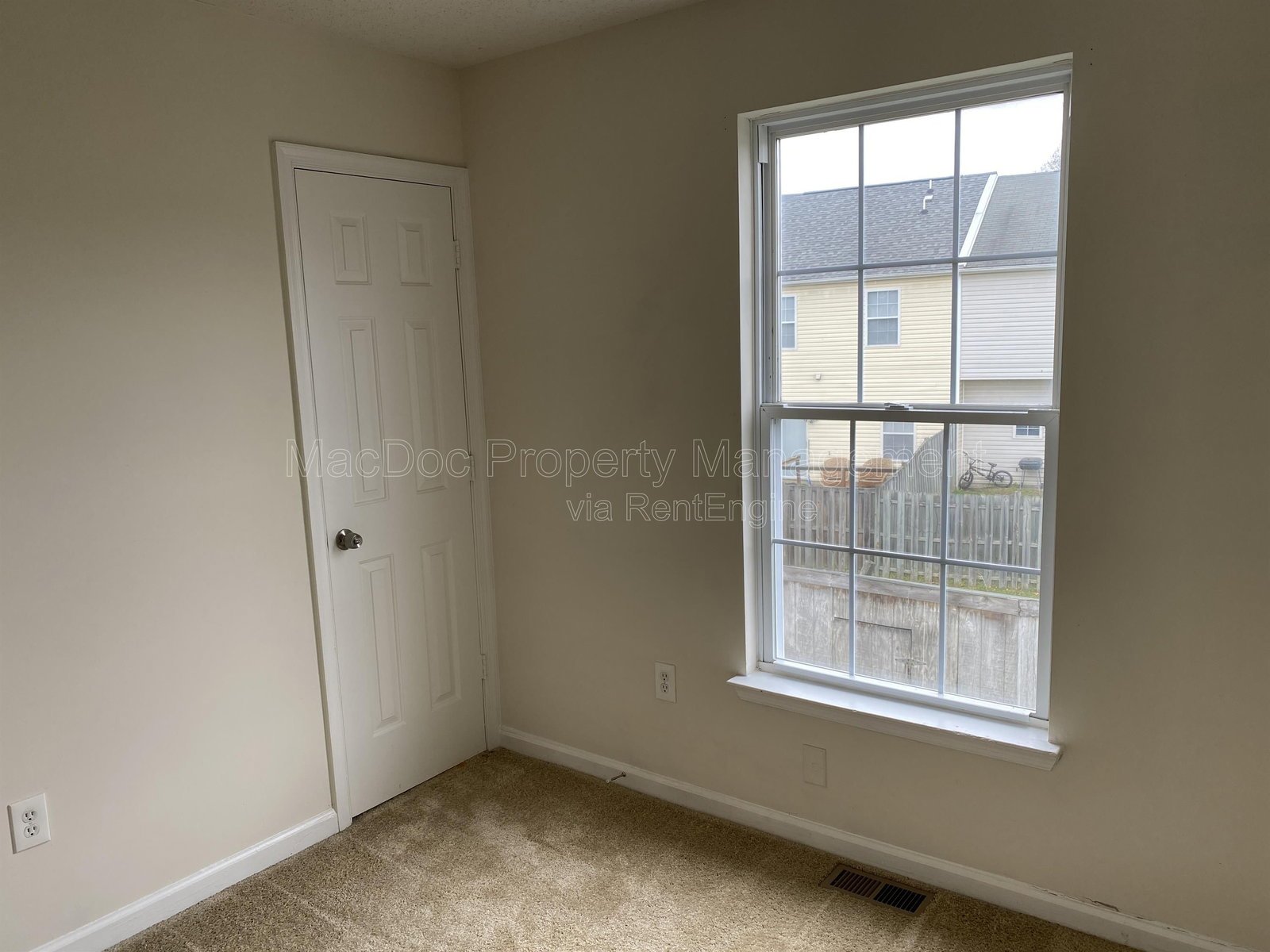 2909 Broyhill Court Fredericksburg, VA 22408 property image