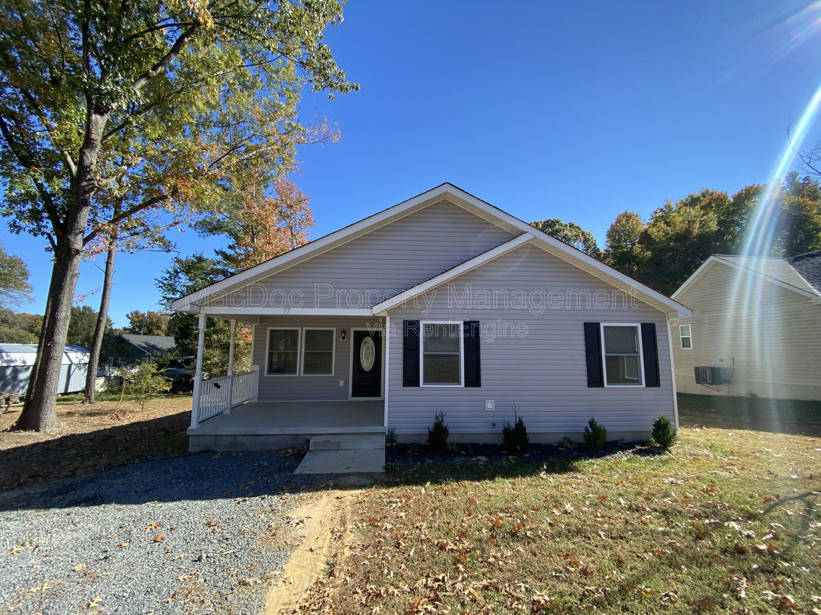 77 Lakeview Drive Colonial Beach, VA 22443 property image