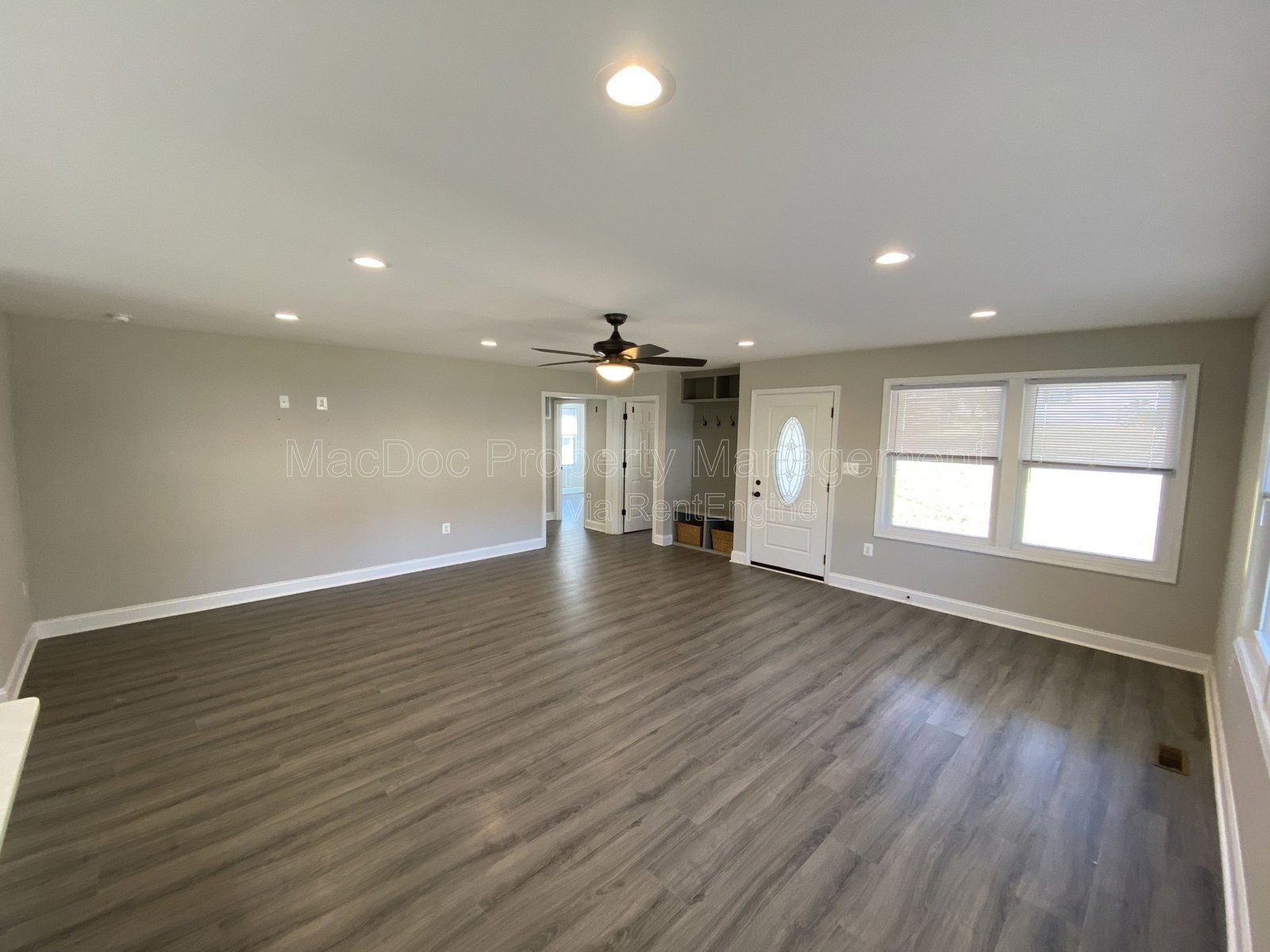77 Lakeview Drive Colonial Beach, VA 22443 property image